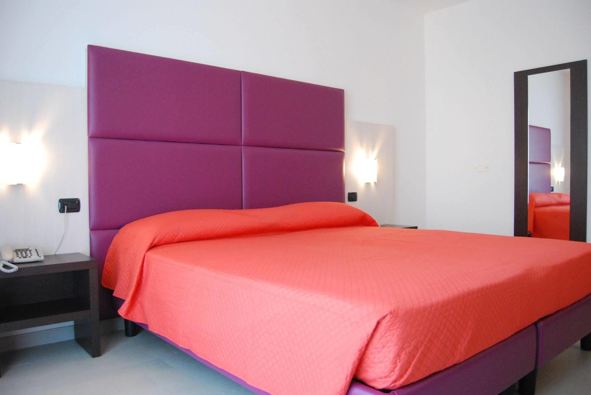 Maestrale Resort Hotel - Grosseto Luaran gambar