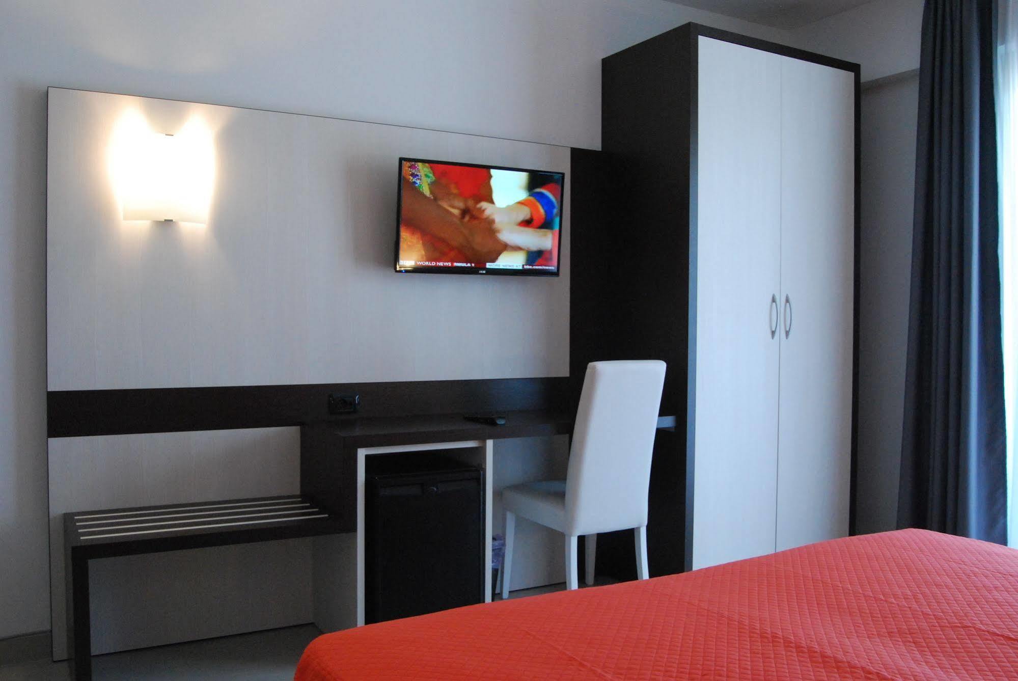 Maestrale Resort Hotel - Grosseto Luaran gambar